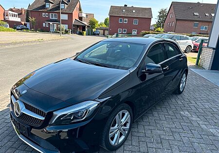 Mercedes-Benz A 250 BlueEfficiency Automatik Navi Kamera