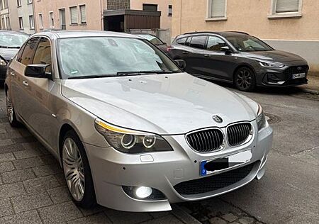 BMW 530i A -