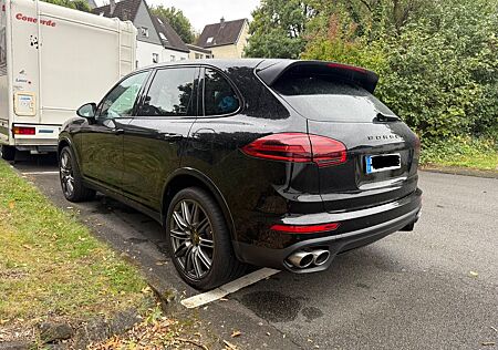 Porsche Cayenne S E-Hybrid Platinum Edition App.
