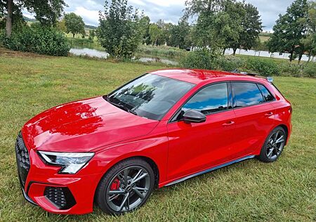 Audi S3 Sportback TFSI quattro S tronic-Matrix/HeadUp