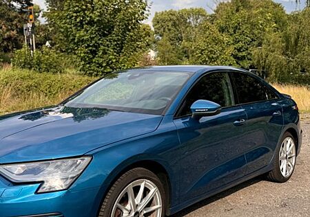 Audi A3 35 TFSI S line Limousine S line