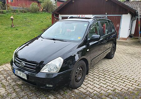 Kia Carnival 2.9 CRDi EX 8x fast neu bereift