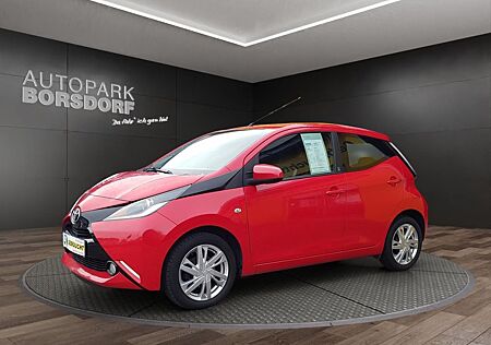 Toyota Aygo (X) Aygo Play Team D Rückfahrkam. BT Klima ZV USB