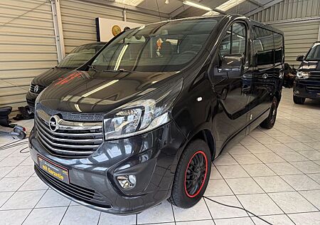 Opel Vivaro 9xSitzer Navi Rückfahrkam. AHK
