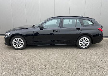 BMW 318d Touring *DAB*Lordosenstütze*Panorama-Dach*