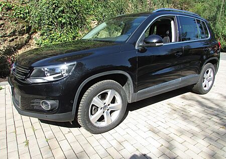 VW Tiguan Volkswagen Sport & Style Blue Motion 4Motion