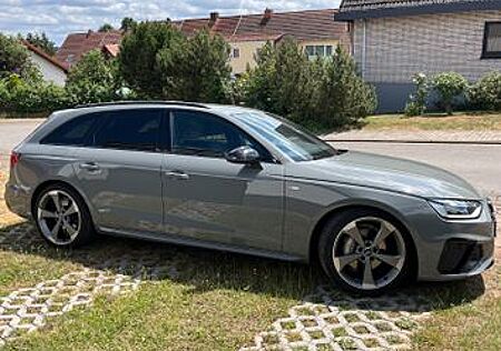 Audi A4 40 TDI S tronic S line Avant S line