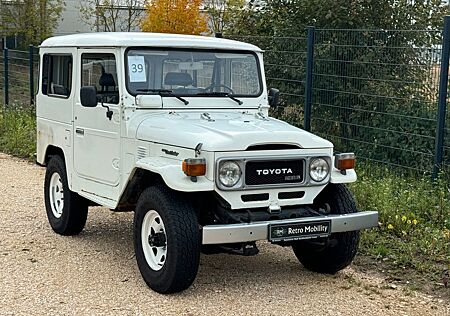 Toyota Land Cruiser BJ40