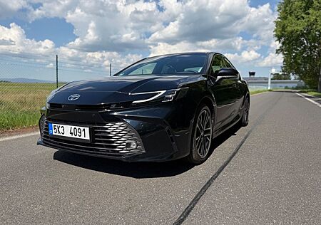 Toyota Camry 2.5 HEV Executive Vollausstattung