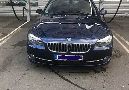 BMW 523i - 204 PS