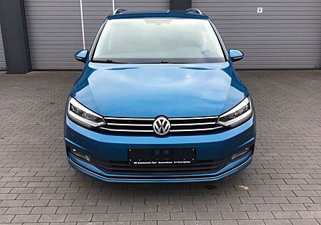 VW Touran Volkswagen Highline.7SITZE.STANDHEIZUNG.XENON.AHK.