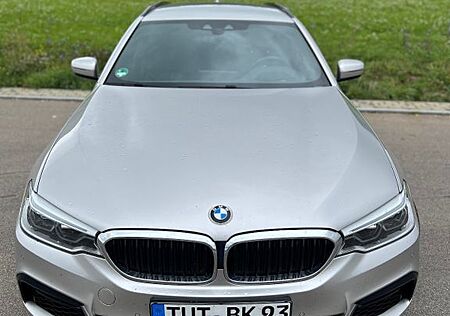 BMW 530d xDrive Touring M Sportpaket Head-Up HiFi
