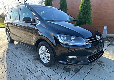 VW Sharan Volkswagen DSG*Automatik*Scheckheft*Rückfahrkamera*