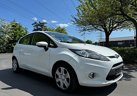 Ford Fiesta Trend KLIMA/SHZ/EURO 5/TÜV NEU/TOP
