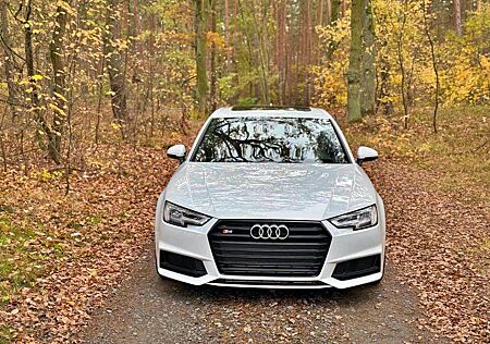 Audi S4 3.0 TFSI tiptronic quattro Carbon 1 Ja. Garan