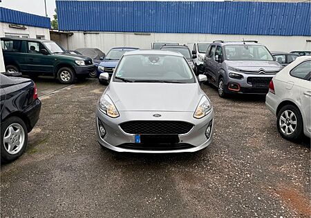 Ford Fiesta Cool & Connect SYNC Navi Klima PDC