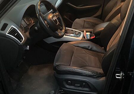 Audi Q5 3.0 TDI DPF S tronic quattro -
