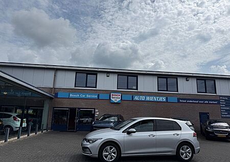 VW Golf Volkswagen 1.5 TSI 96kw | Life Business 5-türig | Navi