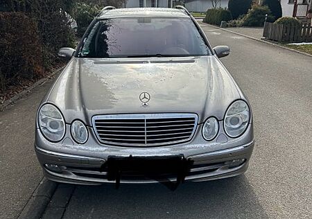 Mercedes-Benz E 280 4MATIC T AVANTGARDE Avantgarde