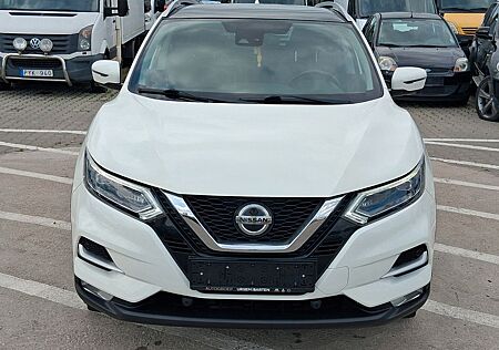 Nissan Qashqai Tekna+ Pano/360cam/AHK/Stz/Led/Navi