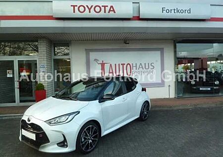 Toyota Yaris Hybrid 1.5 GR SPORT - Navi, JBL, HuD, PDC