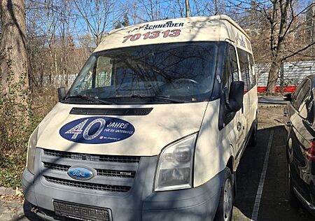 Ford Transit // Rollstuhlgerecht // Taxi