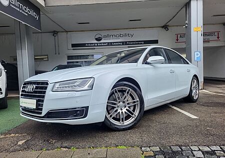 Audi A8 4.0 TFSI quattro HUD ACC Kam SHD Bose