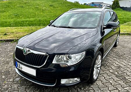Skoda Superb 2.0 TDI 170PS DSG Elegance Combi