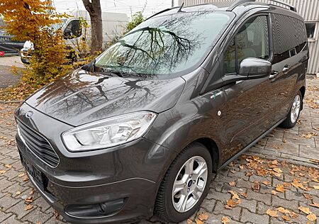 Ford Tourneo Courier Titanium Klimaautomatik,PDC