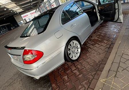 Mercedes-Benz E 320 CDI AVANTGARDE Avantgarde