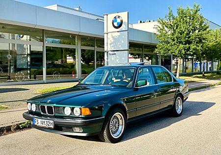 BMW 730