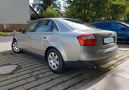 Audi A4 2.0 multitronic -