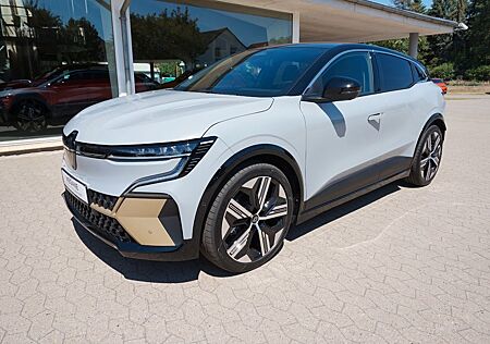 Renault Megane Paket Iconic EV60 220hp | SOH 96%!!