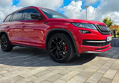 Skoda Kodiaq Sportline 2.0 TDI 4x4 *SH* AHK*7 Sitzer