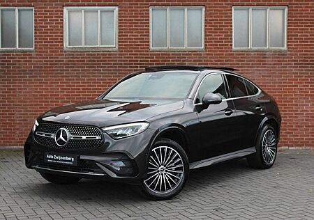 Mercedes-Benz GLC 300 Coupé 4MATIC AMG Line | Pano | Luchtveri