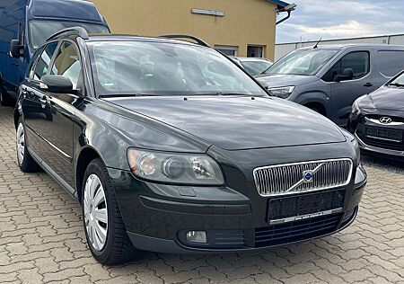 Volvo V50 Kombi 2.0 D Momentum, Leder, Xenonscheinwerf