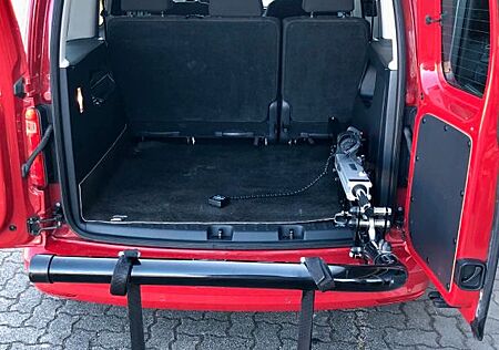 VW Caddy Volkswagen 1.4 TSI DSG Comfortline Rollstuhl Lifter