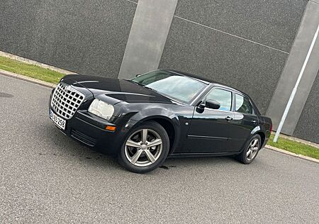 Chrysler 300C 2.7 V6 Autom. Sedan