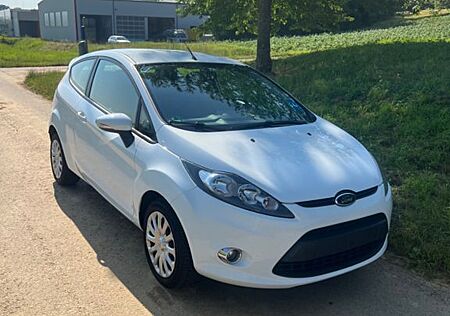 Ford Fiesta 60KW Klima Sitzheizung Bluetooth AUX