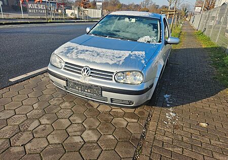 VW Golf Volkswagen 1.4 Trendline Klima