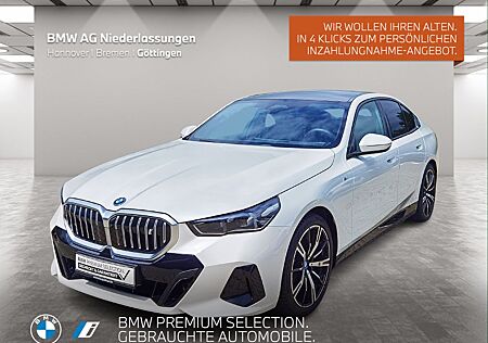BMW i5 eDrive40 Limousine M Sport AHK Kamera LED