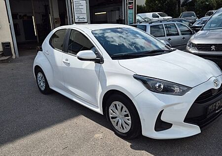 Toyota Yaris Comfort Klima Kamera 15J. Garantie Sp.Ass.