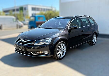 VW Passat Variant Volkswagen Passat 2.0TDI Highline BlueMotion Kam Leder Pano