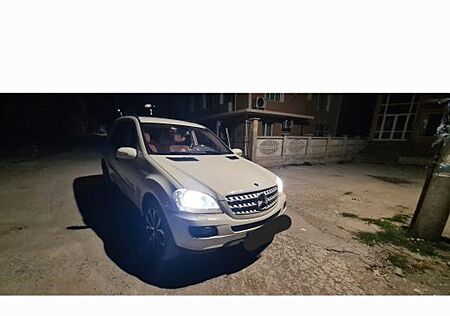 Mercedes-Benz ML 320 CDI 4MATIC -