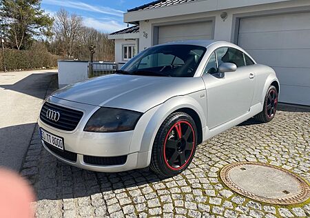 Audi TT Coupe 1.8T heute schon ein Klassiker !!!