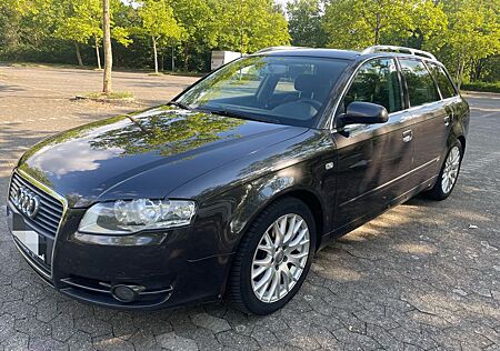 Audi A4 2.0 TDI S-Line