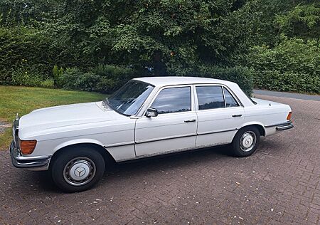 Mercedes-Benz S 280 W116 280SE