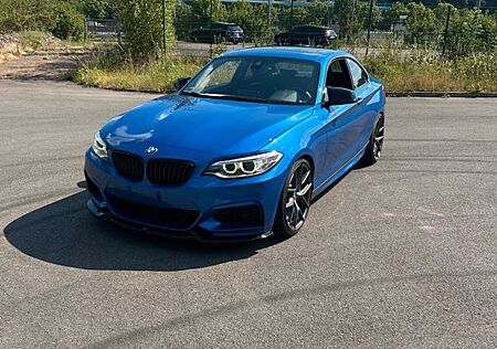 BMW 240 M240i Coupé Ein Fahrzeug mit Seele