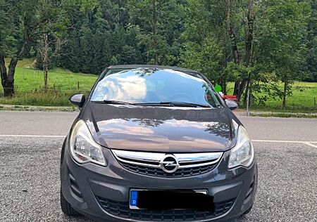Opel Corsa 1.4 Active Active
