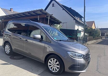 Mercedes-Benz T-Klasse T-Class 180 d Standard -